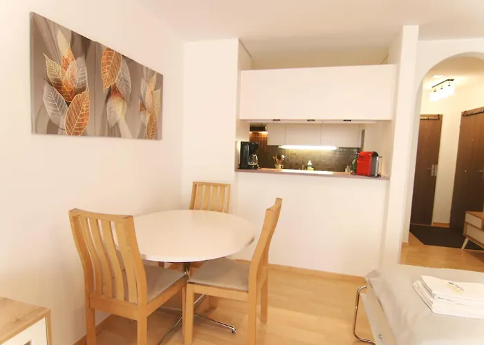 Lorez 5a By Apartment *