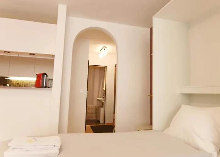 Apartment Lorez 5a By