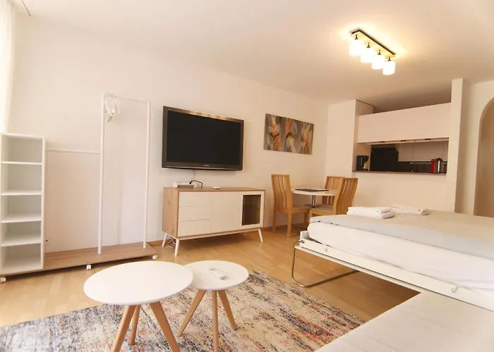 Lejlighed Lorez 5a By *